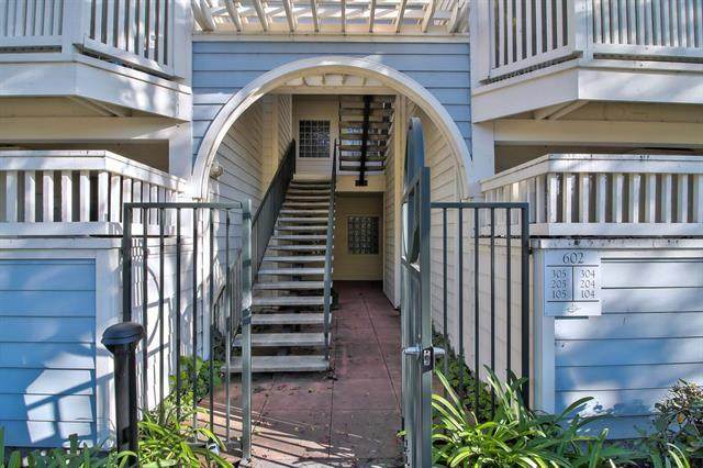 602 Arcadia Terrace - Photo 1