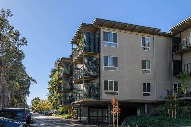 803 Humboldt Street - Photo 1
