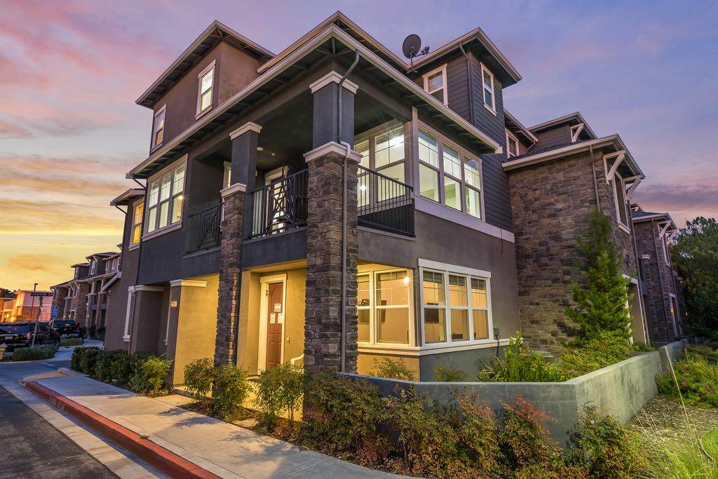3220 Yucca Avenue - Photo 1
