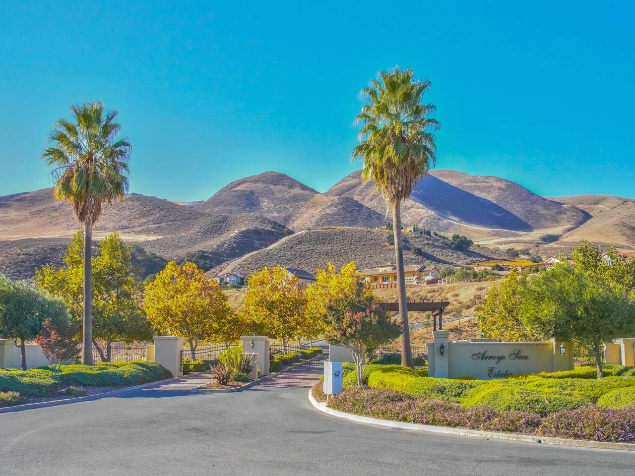 44030 Leslie Lane - Photo 1