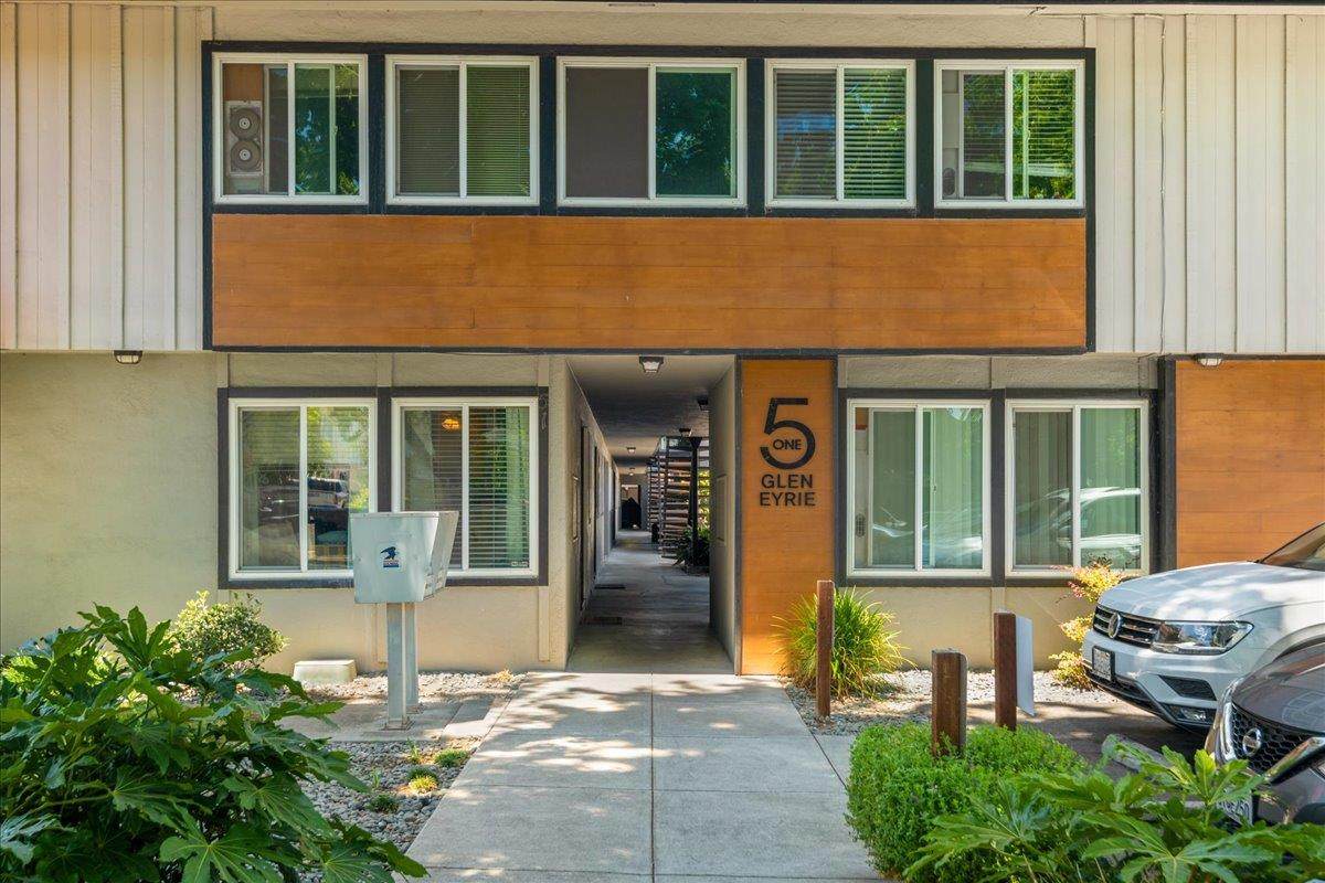 51 Glen Eyrie Avenue - Photo 1