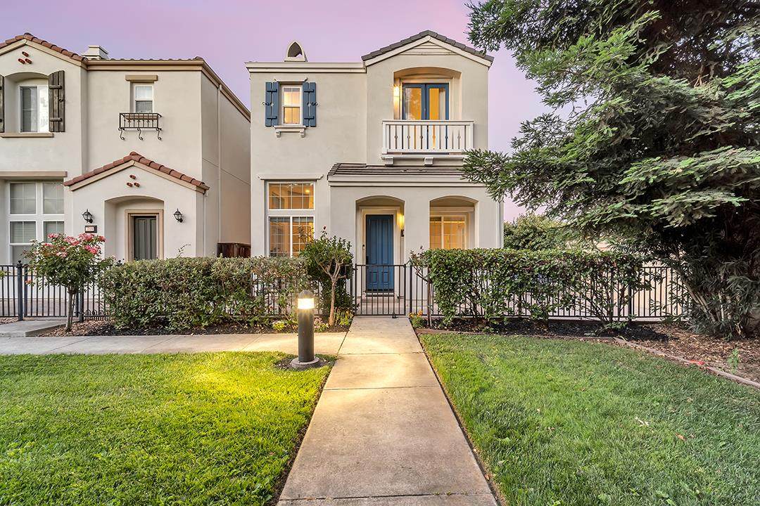 3172 Tuscolana Way - Photo 1