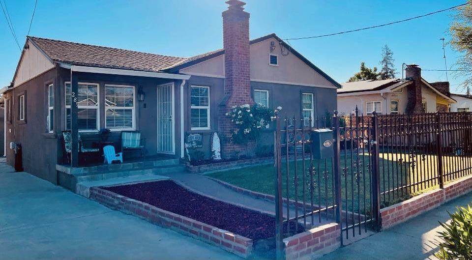 285 Doris Avenue - Photo 1