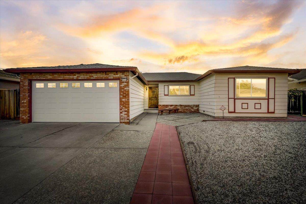 42713 Everglades Park Drive - Photo 1