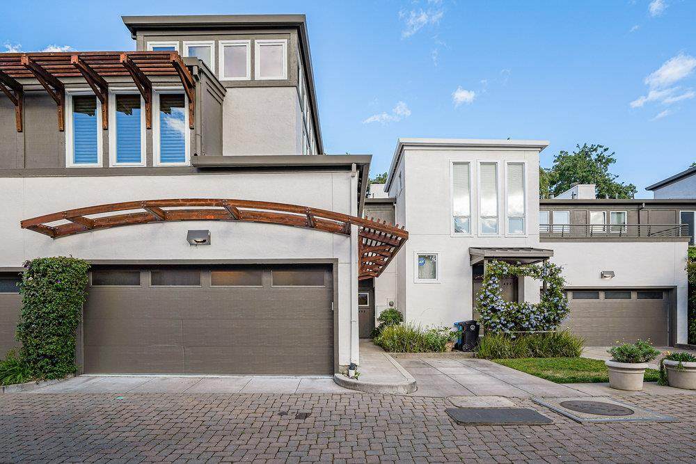 483 Jacobs Court - Photo 1