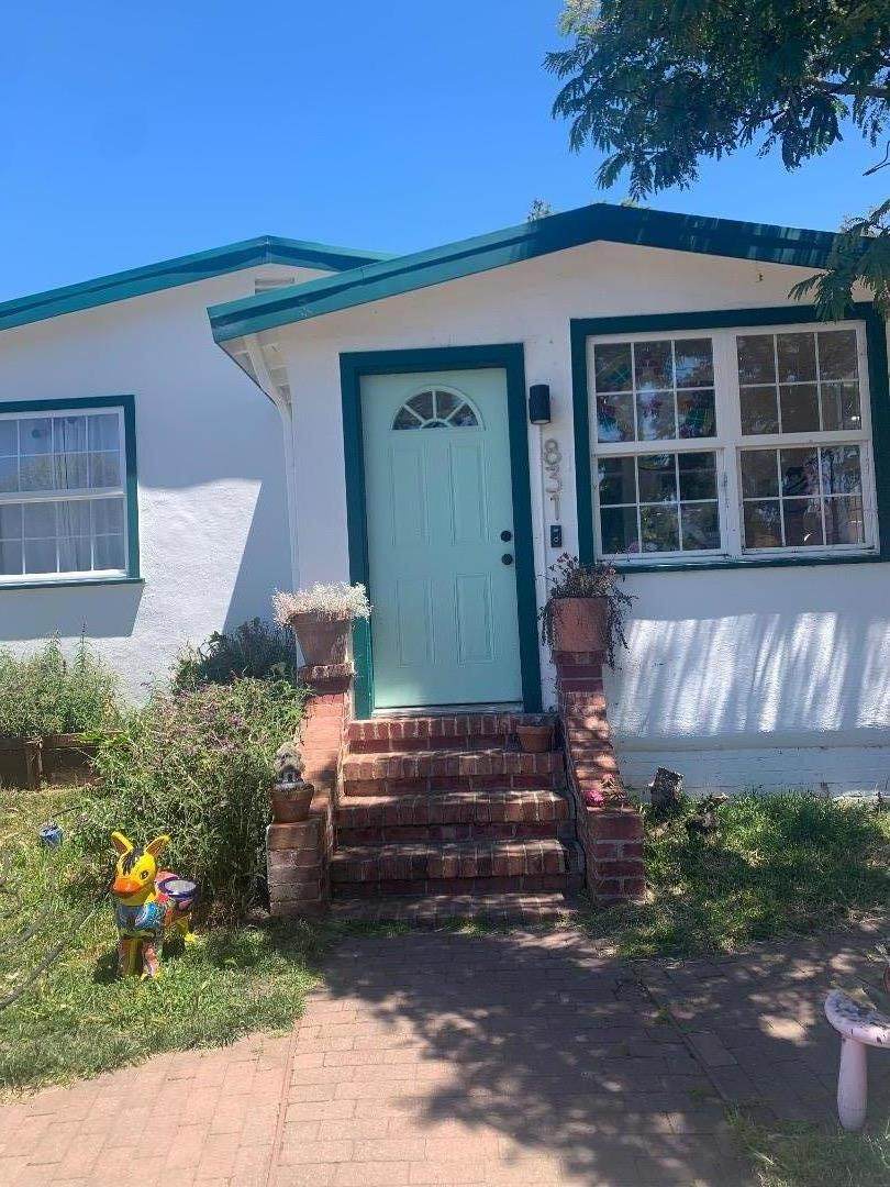 831 Francisco Street - Photo 1