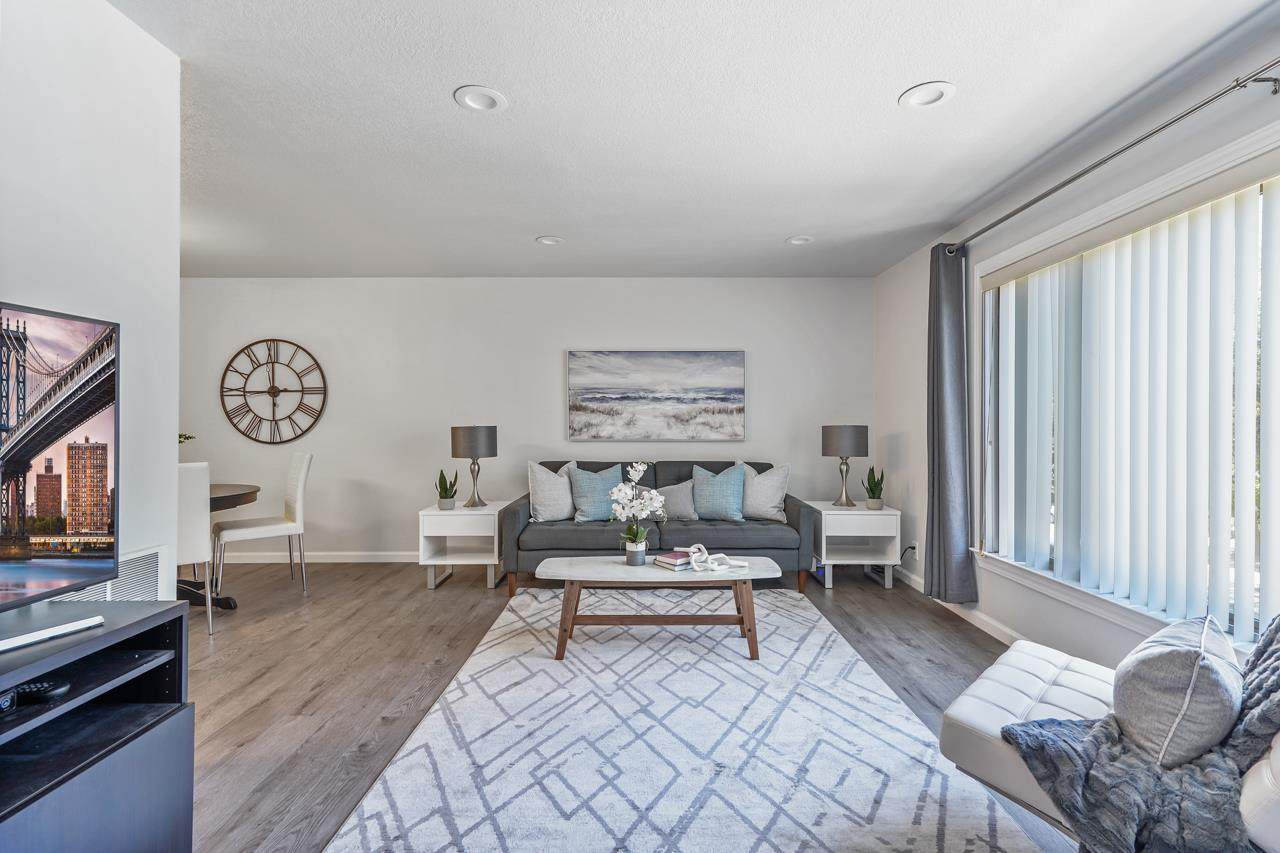 410 Auburn Way - Photo 1