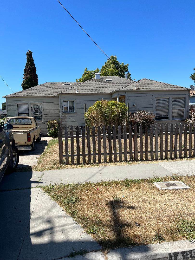 1435 First Avenue - Photo 1