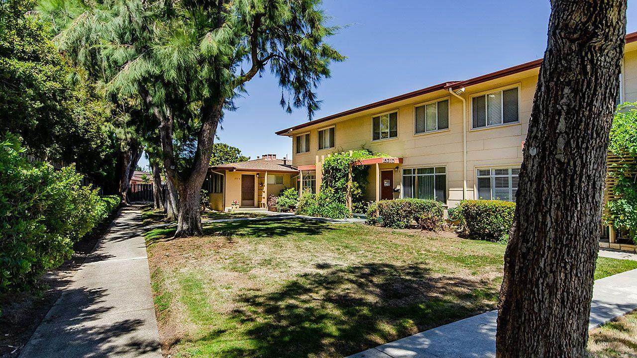 1531 Marina Court - Photo 1