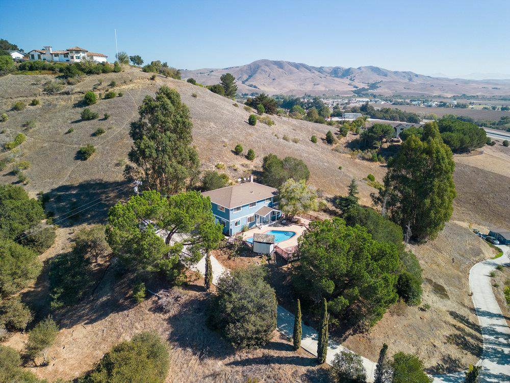 1010 Anzar Road - Photo 1