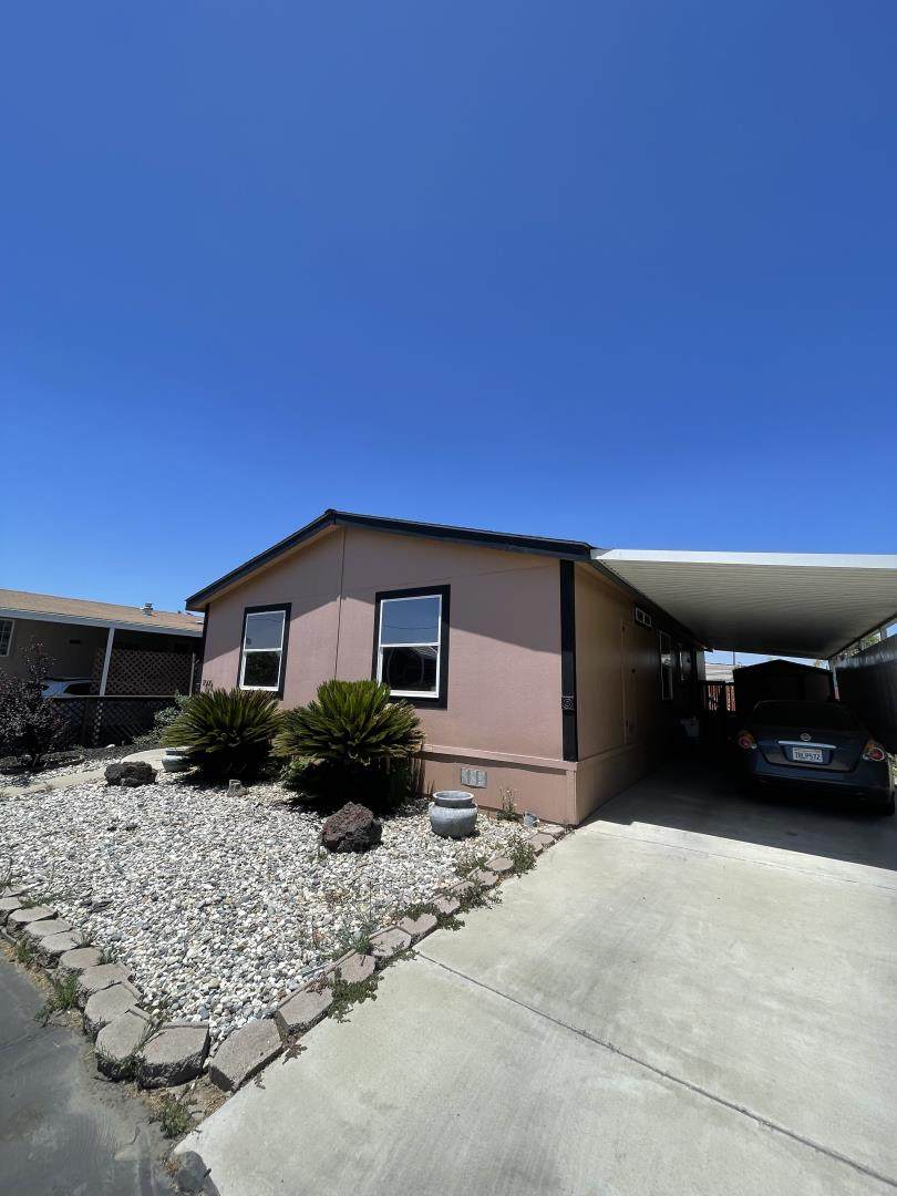 1505 La Perla Dr - Photo 1