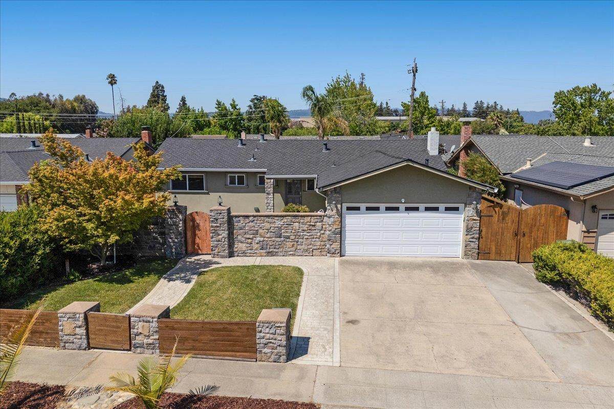 3173 Cyrus Avenue - Photo 1