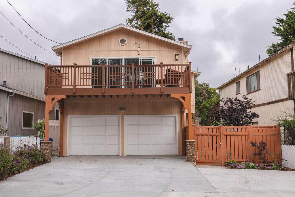 1207 David Avenue - Photo 1