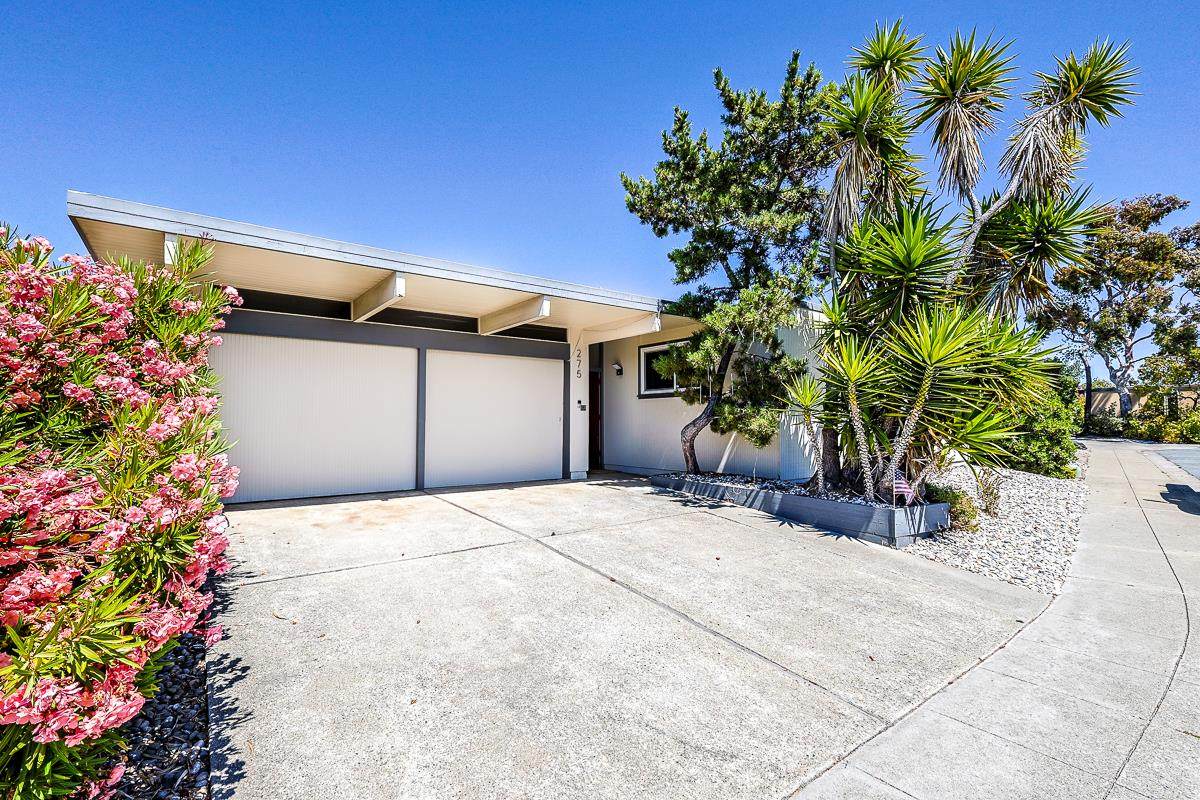 275 Puffin Court - Photo 1