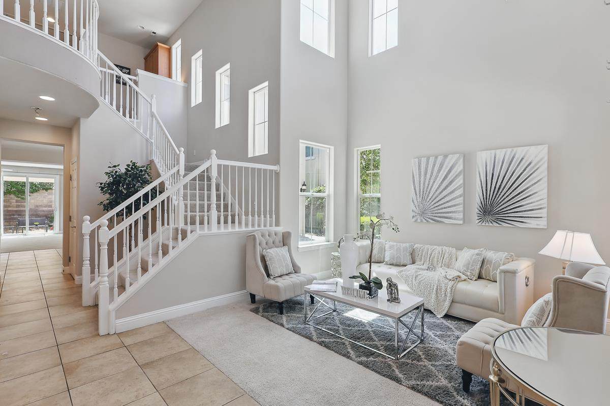 626 La Canada Avenue - Photo 1