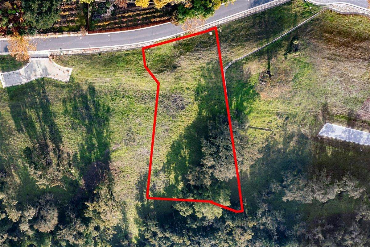 2874 Berwick Avenue - Photo 1