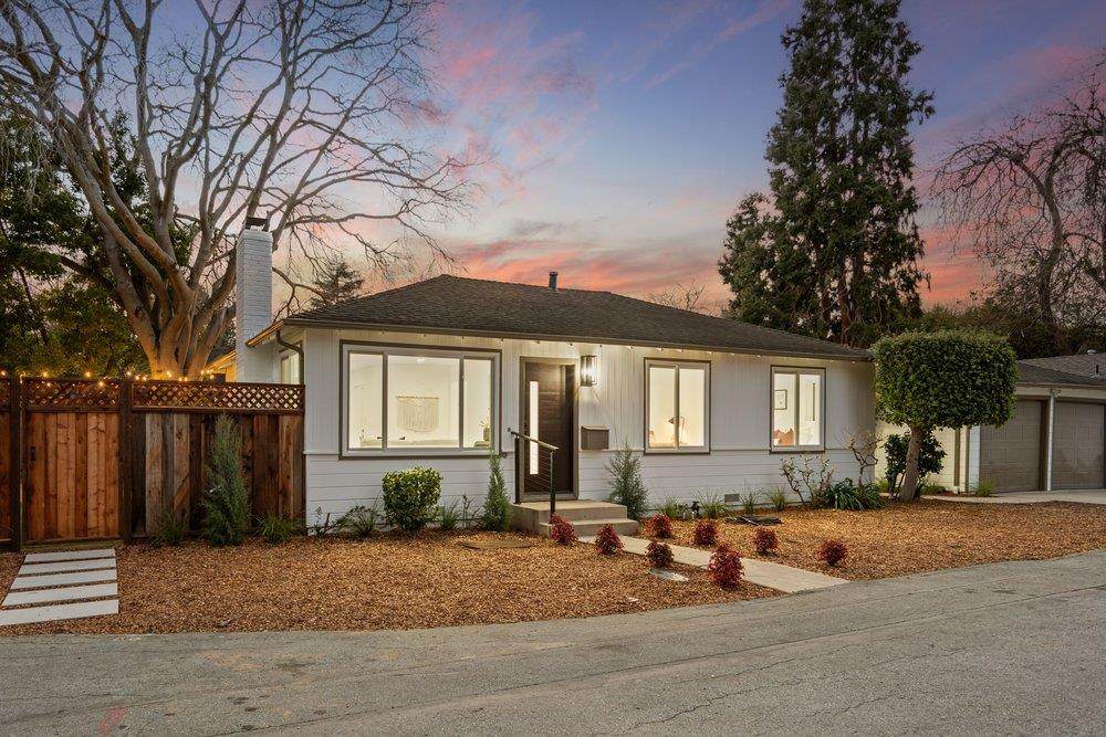 576 Green Manor Court - Photo 1