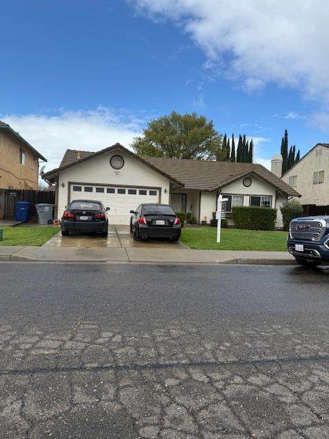 375 Chestnut Street - Photo 1