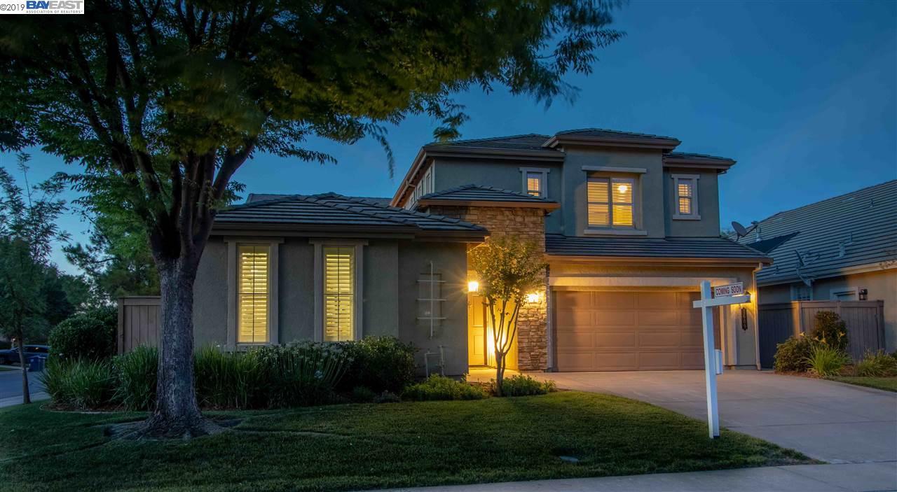 1609 Bowen Dr - Photo 1