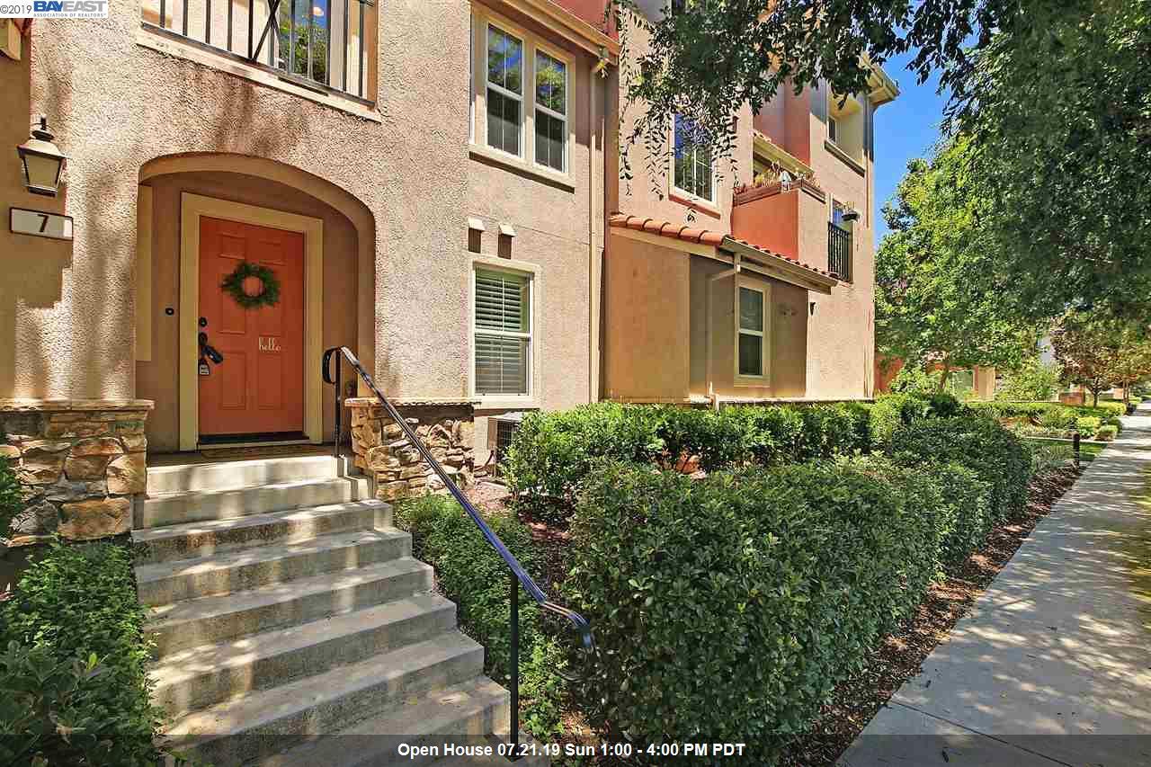 207 Heligan Ln - Photo 1