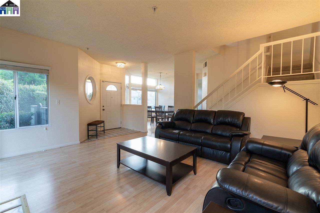 25595 Compton - Photo 1