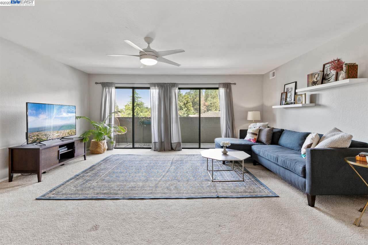 499 Estudillo Ave - Photo 1