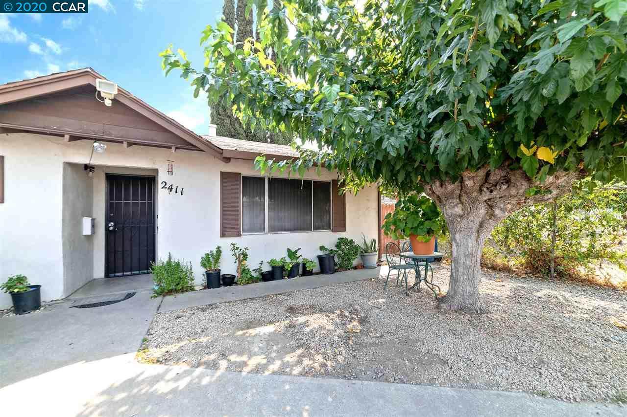 2409 Applegarth Ln - Photo 1
