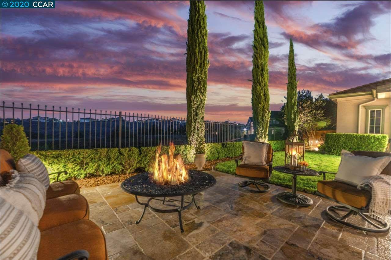 1290 Ariel Dr - Photo 1