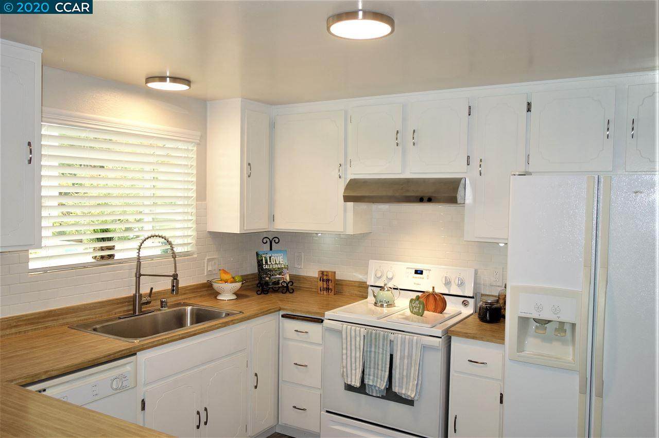 706 Kelly Ave - Photo 1