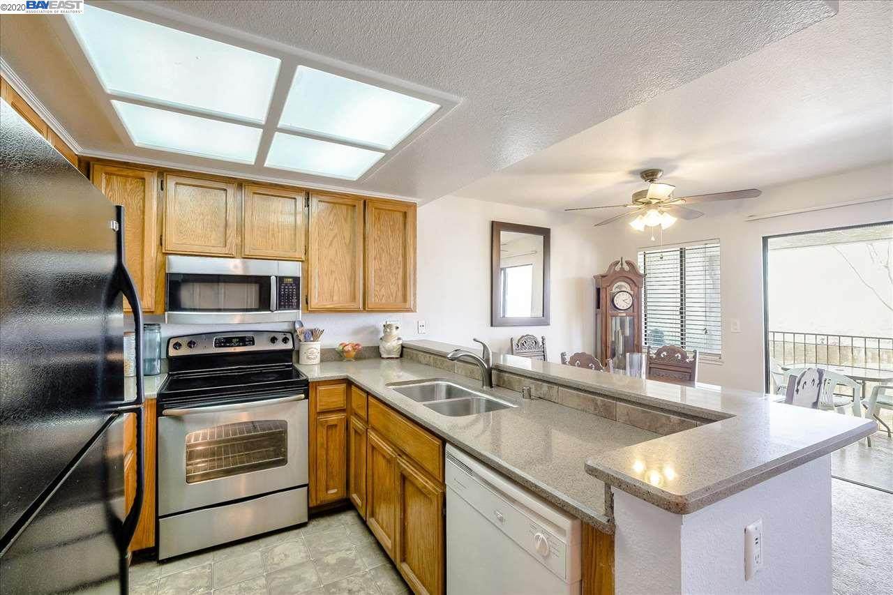 2505 Miramar Ave - Photo 1