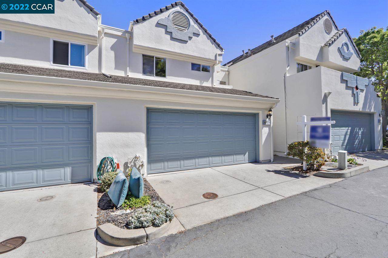 32 Shoal Dr - Photo 1