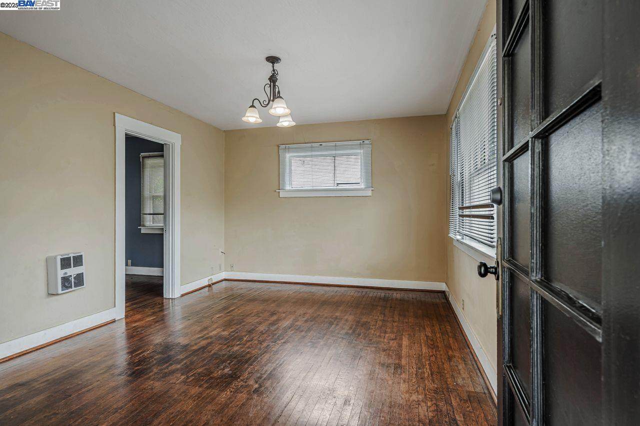 1560 Lincoln Ave #B - Photo 1