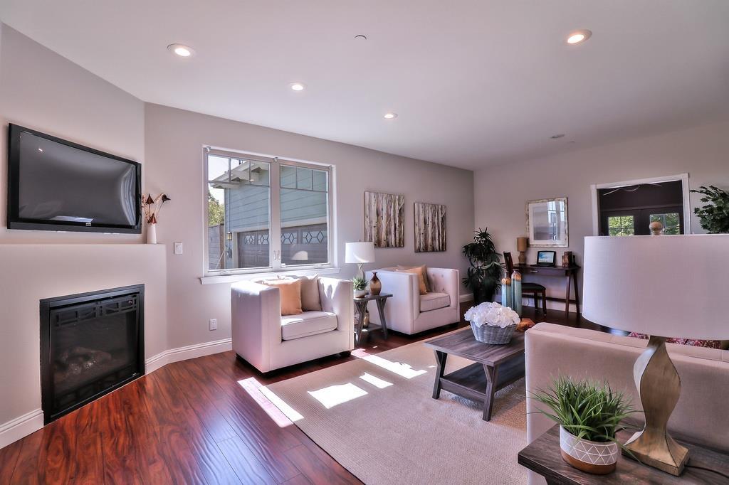 108 Bungalow Terrace - Photo 1