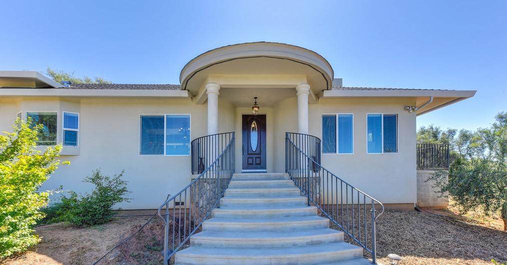 1680 Ashby Lane - Photo 1