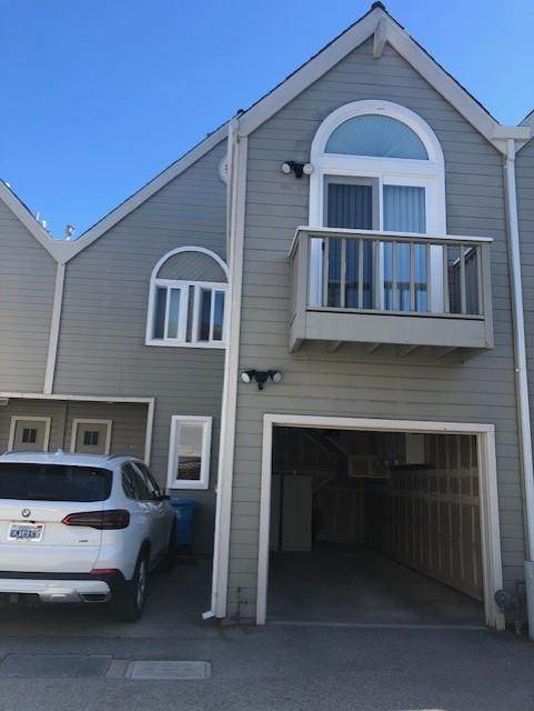 511 San Mateo Drive - Photo 1