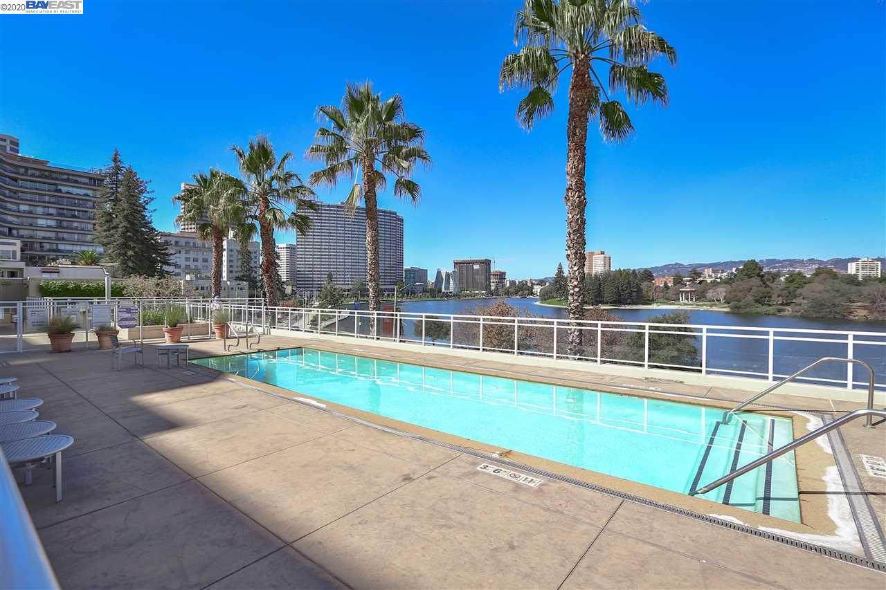 1 Lakeside Dr - Photo 1