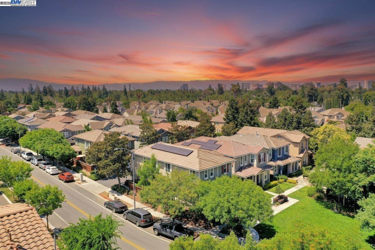 445 22Nd St - Photo 1