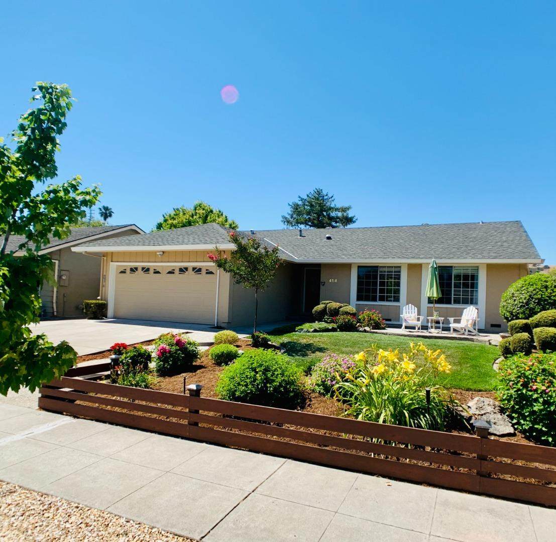 454 Madison Drive - Photo 1