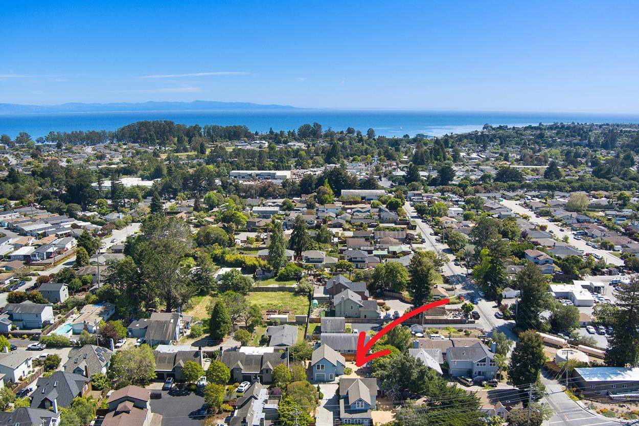 5320 Soquel Drive - Photo 1