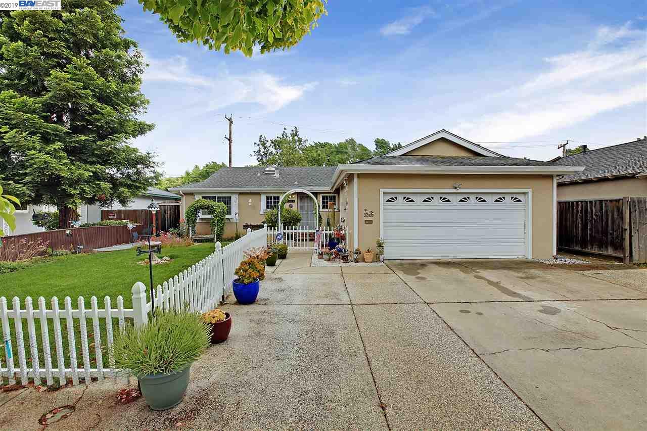 1368 Oslo Ln - Photo 1
