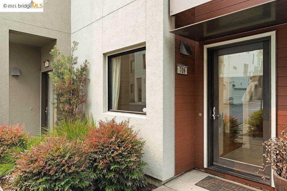 709 Zephyr Dr - Photo 1