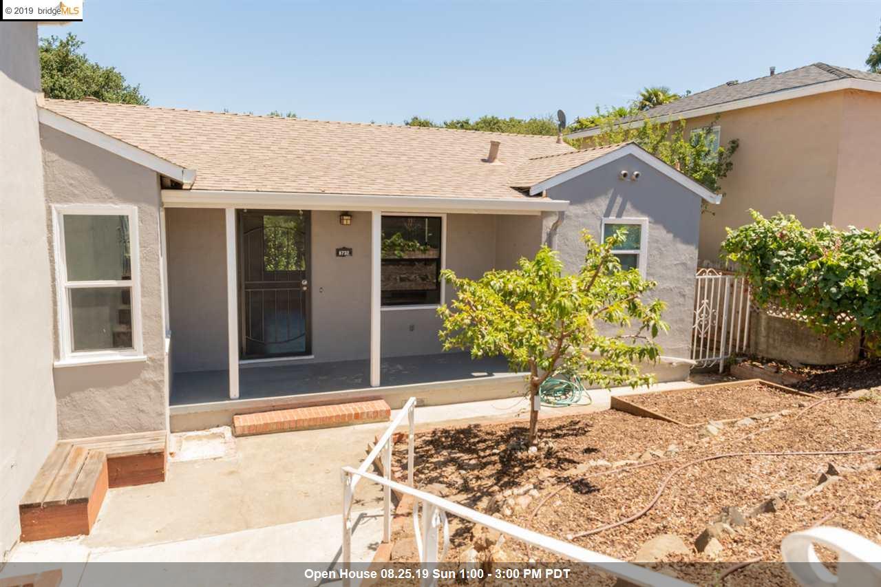 8732 Seneca St - Photo 1