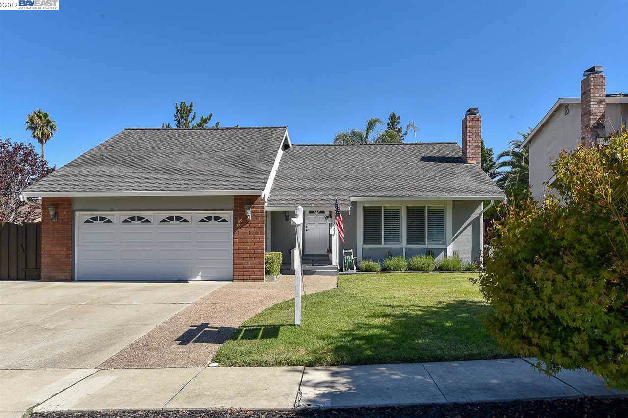 906 Crellin Rd - Photo 1