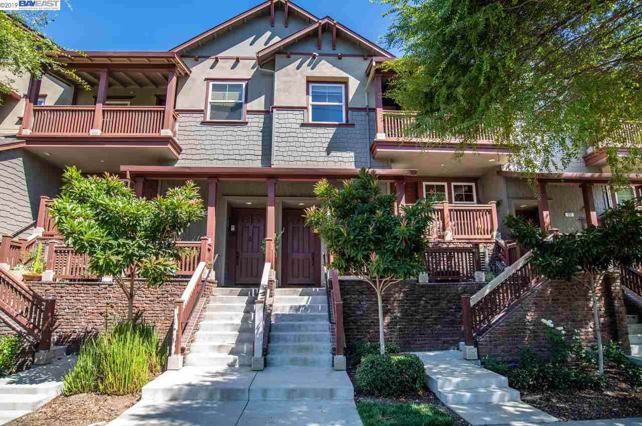 1832 Railroad Ave - Photo 1