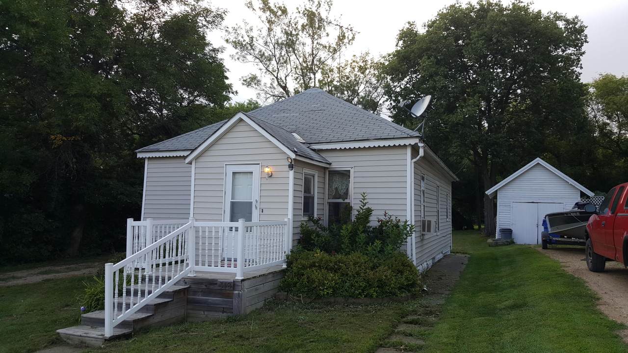318 3rd Street - Photo 1