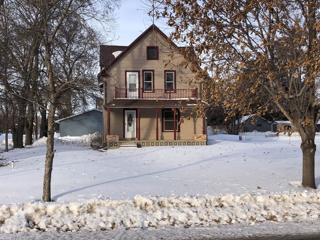 200 Main Avenue - Photo 1
