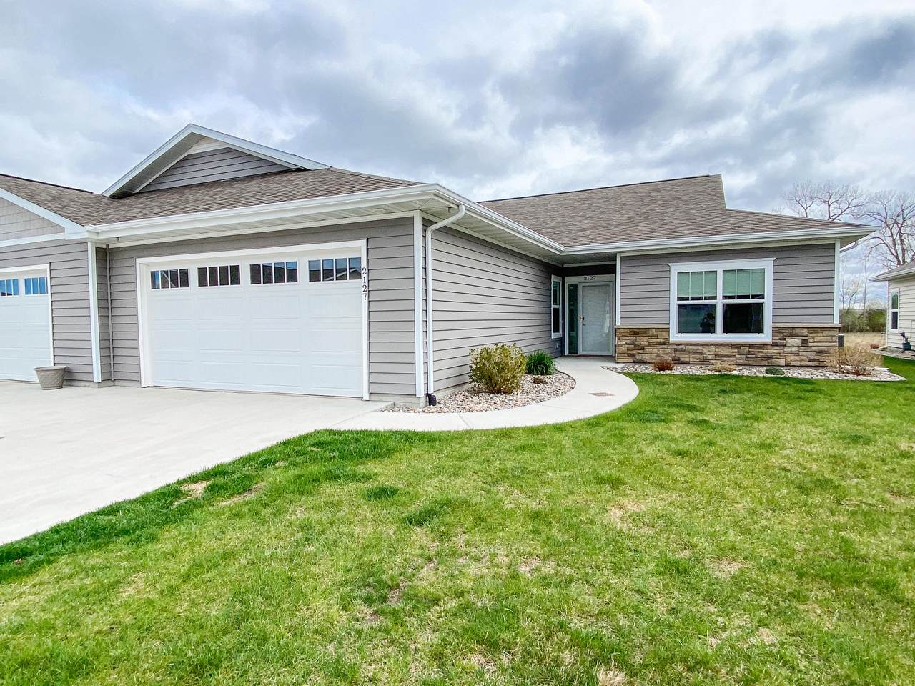 2127 Goldenrod Trail - Photo 1