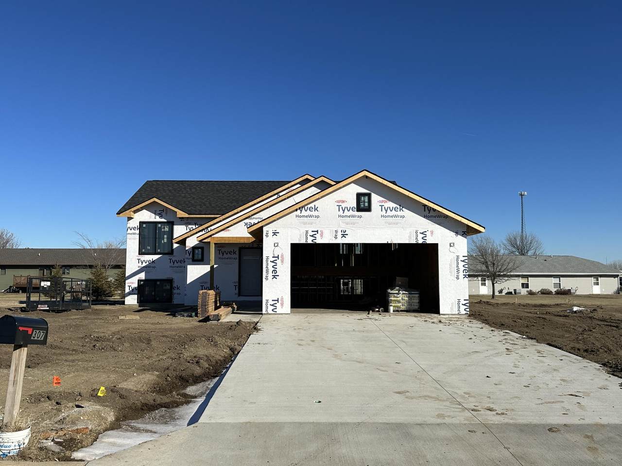 306 Hickory Street - Photo 1