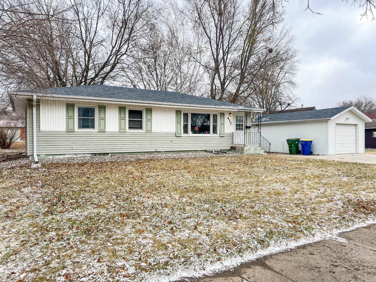 411 5th Avenue - Photo 1