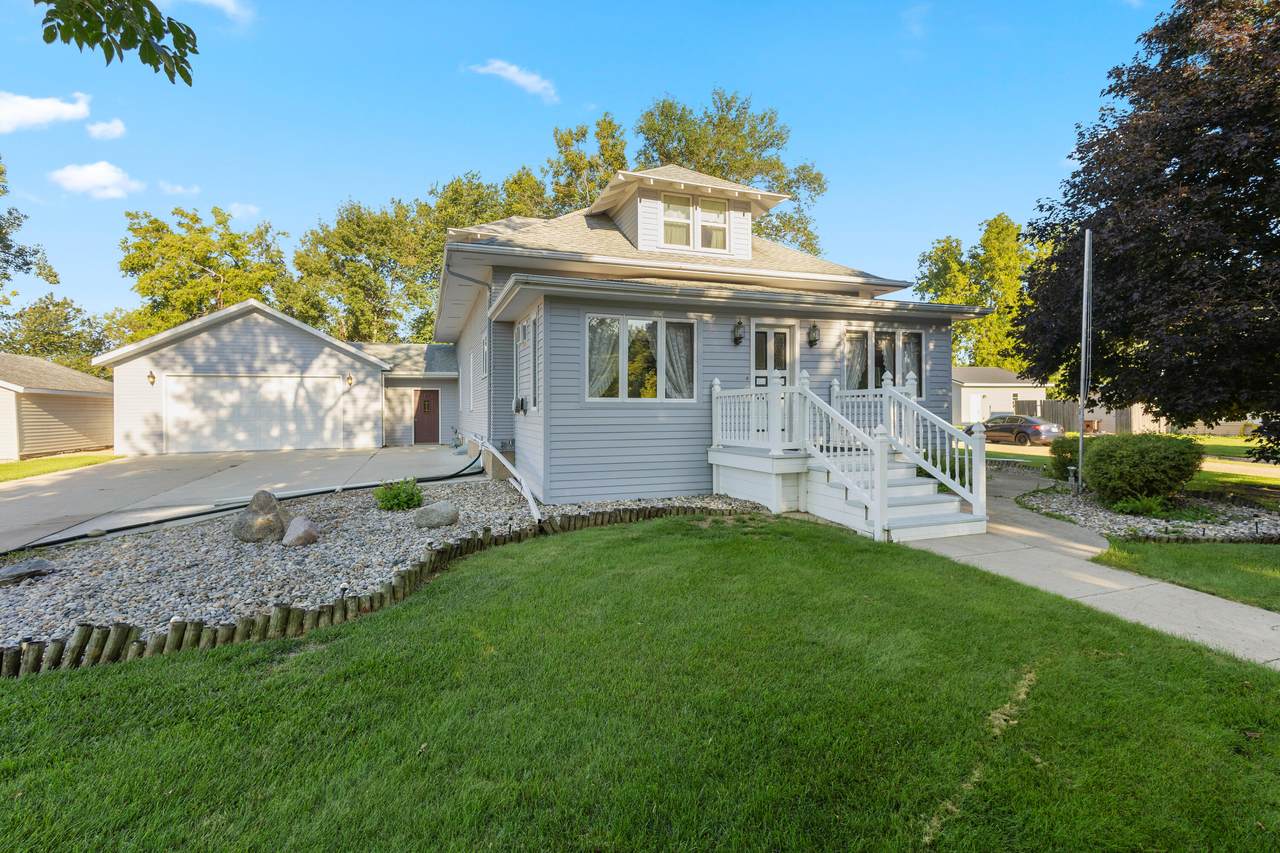 602 Highland Street - Photo 1